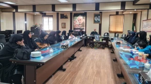 برگزاری نشست روشنگری  با عنوان بصیرت و مقاومت، دستاوردهای هویتی ۹ دی و جنگ ۱۲ روزه  9