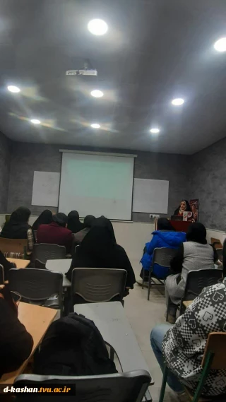 برگزاری دوره آموزشی ساخت پورتفولیو و رزومه از دستاوردها در چارچوب برنامه های آموزشی ششمین جشنواره فردخت