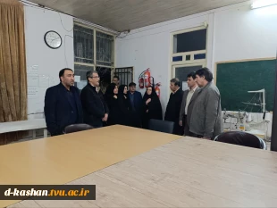 بازدید دکتر محمدرضا کلباسی معاون آموزشی دانشگاه ملی مهارت از دانشکده دختران کاشان 4