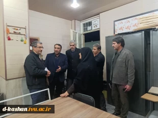 بازدید دکتر محمدرضا کلباسی معاون آموزشی دانشگاه ملی مهارت از دانشکده دختران کاشان 6