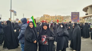 حضور دانشگاهیان آموزشکده ملی مهارت دختران کاشان در راه پیمایی روز قدس 4
