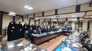 برگزاری نشست بصیرتی اساتید بسیجی در دانشکده ملی مهارت دختران کاشان 4