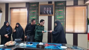 مراسم تقدیر از اساتید و دانشجویان فعال دانشکده در پویش دوخت لباس فرم مدافعان امنیت 6