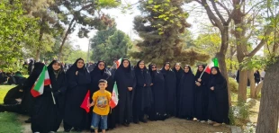 حضور ریاست محترم دانشکده ملی مهارت دختران کاشان به همراه اساتید و کارمندان در رزمایش جانفدایان ایران 2